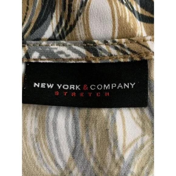 New York & Company Womens Stretch Top Beige & Black Circles Pattern Short Sleeve - Picture 4 of 10